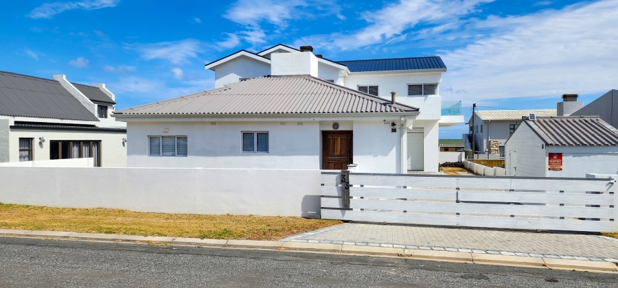 4 Bedroom Property for Sale in Agulhas Western Cape